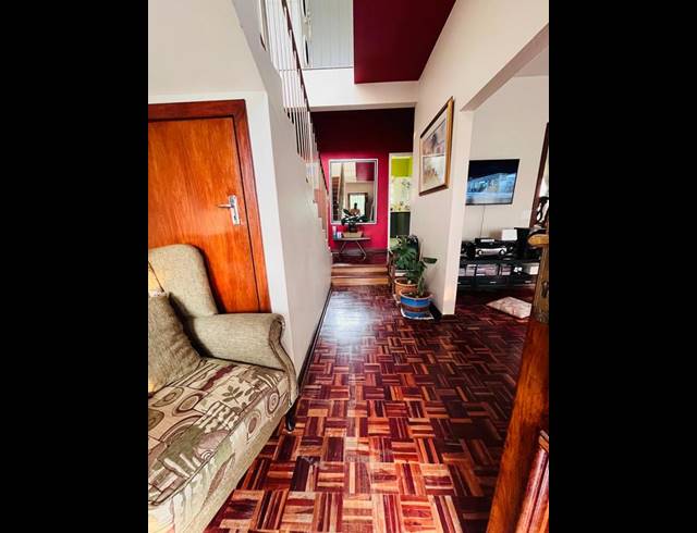 3 BEDROOM HOUSE FOR SALE IN KENSINGTON